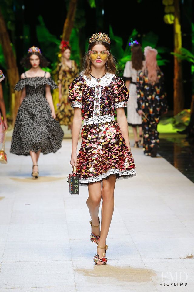 Luna Bijl featured in  the Dolce & Gabbana fashion show for Spring/Summer 2017