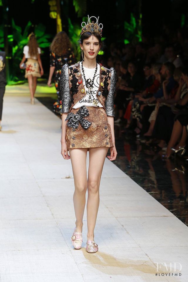 Isabella Ridolfi featured in  the Dolce & Gabbana fashion show for Spring/Summer 2017