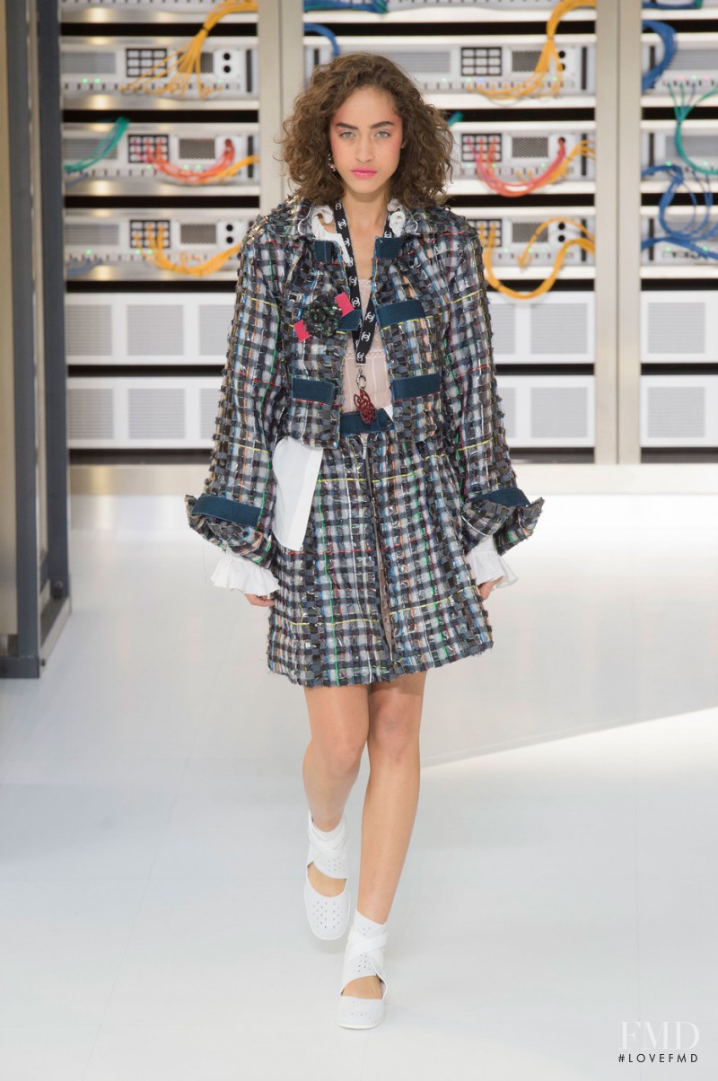 Alanna Arrington featured in  the Chanel fashion show for Spring/Summer 2017