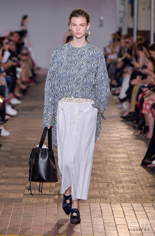 Sportmax fashion show for Spring/Summer 2017