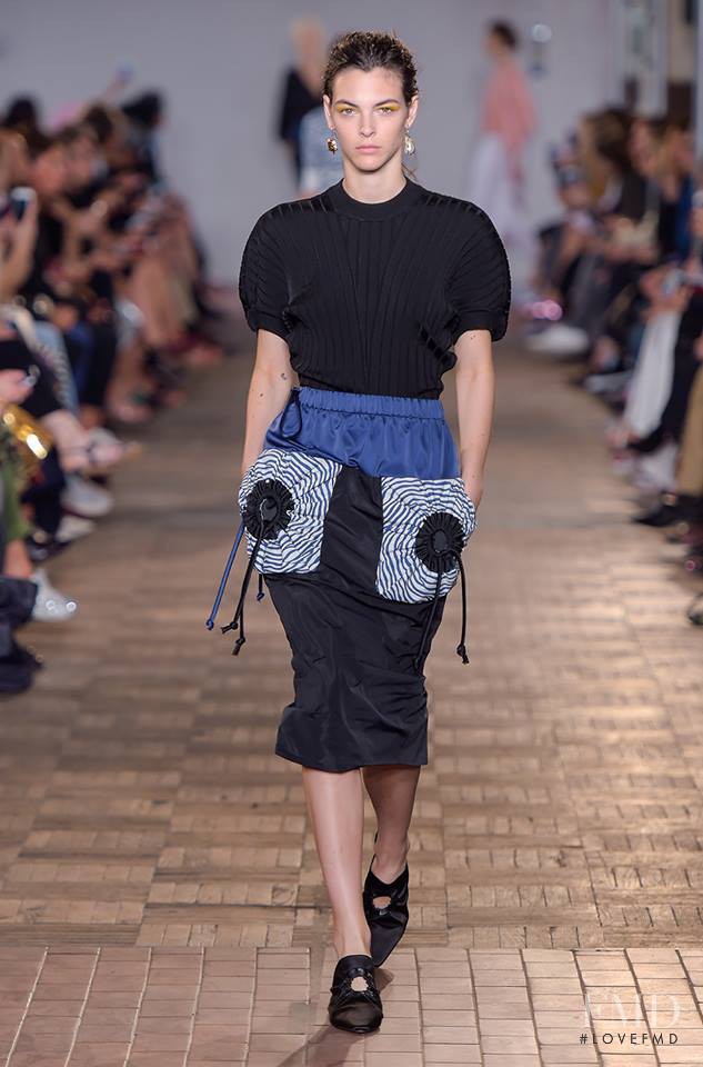 Vittoria Ceretti featured in  the Sportmax fashion show for Spring/Summer 2017