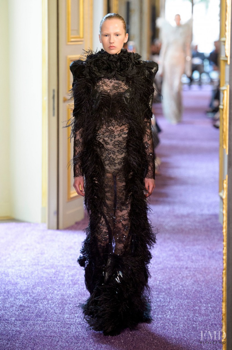 Francesco Scognamiglio fashion show for Autumn/Winter 2016