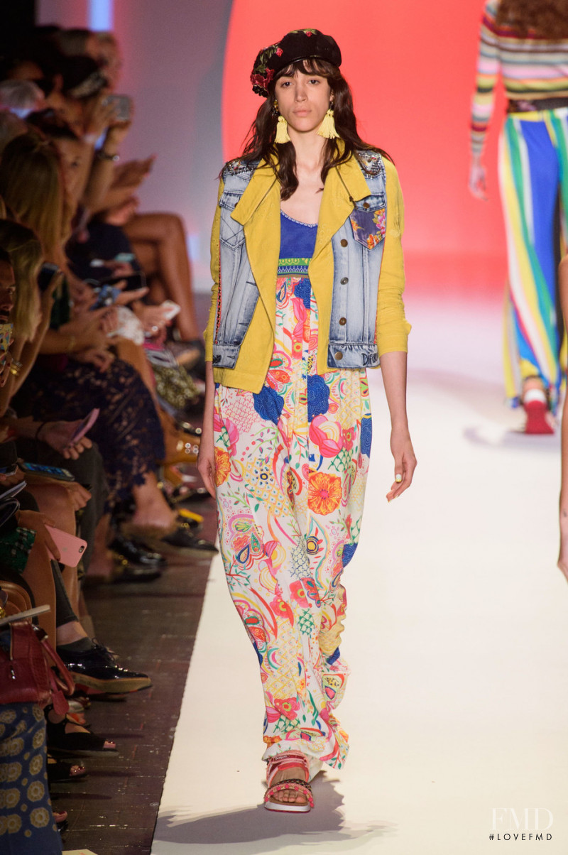 Barbara Sanchez featured in  the Desigual fashion show for Spring/Summer 2017