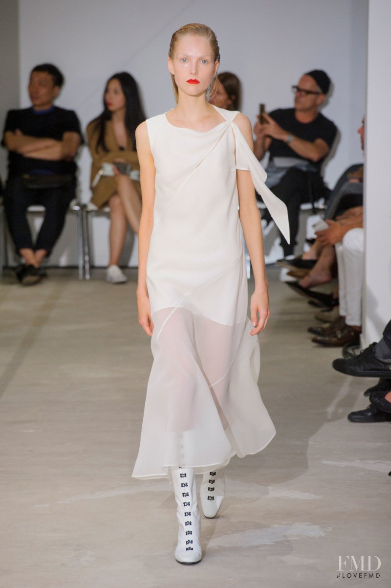 Olivier Theyskens fashion show for Spring/Summer 2017