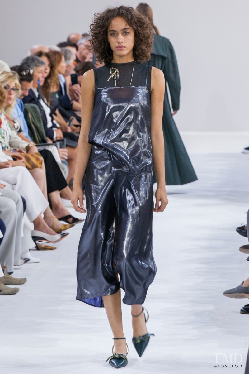 Alanna Arrington featured in  the Giada fashion show for Spring/Summer 2017