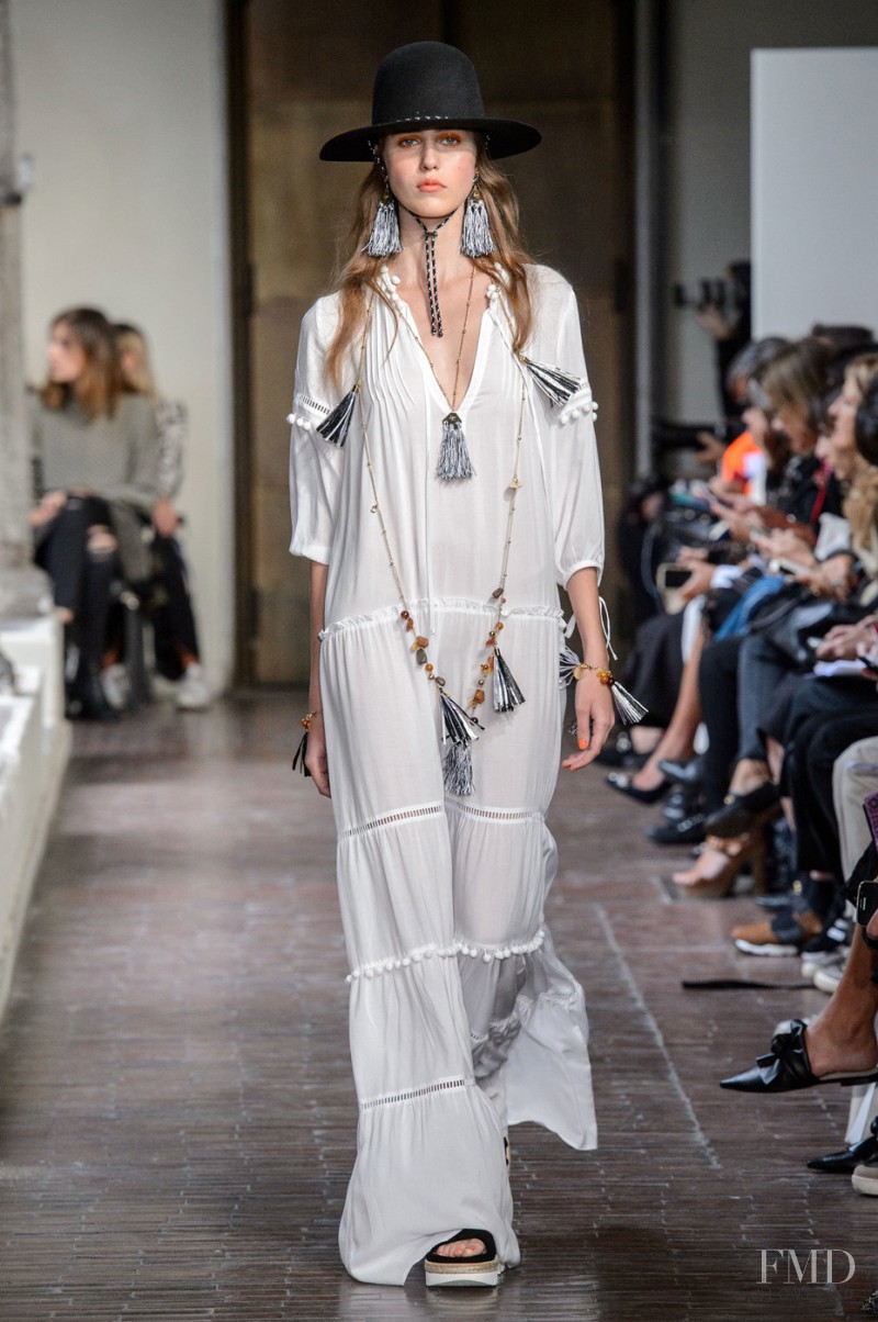be Blumarine fashion show for Spring/Summer 2017