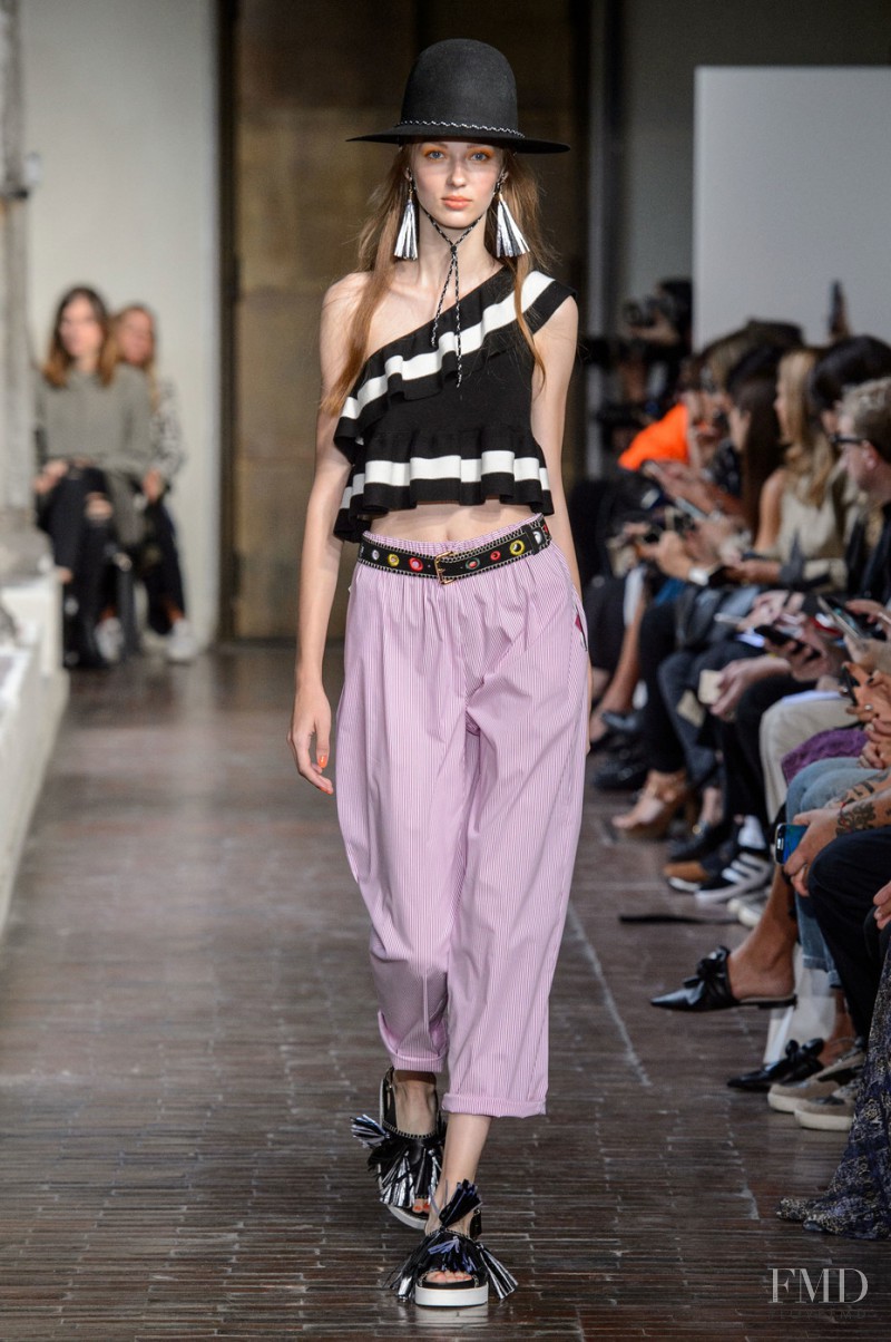 be Blumarine fashion show for Spring/Summer 2017