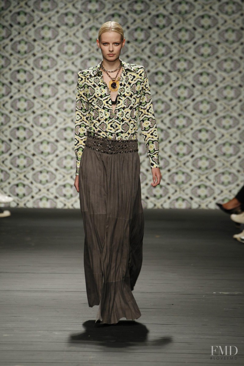 Elza Luijendijk Matiz featured in  the Iceberg fashion show for Spring/Summer 2013