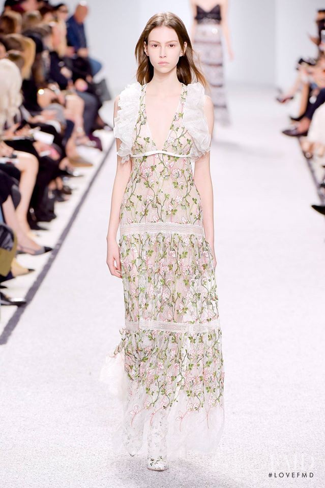 Lorena Maraschi featured in  the Giambattista Valli fashion show for Spring/Summer 2017