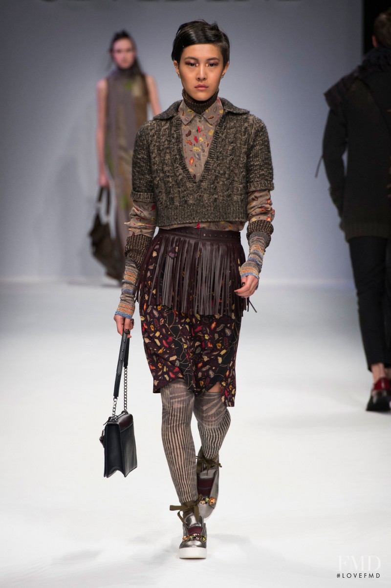 So Hyun Jung featured in  the Cividini fashion show for Autumn/Winter 2016