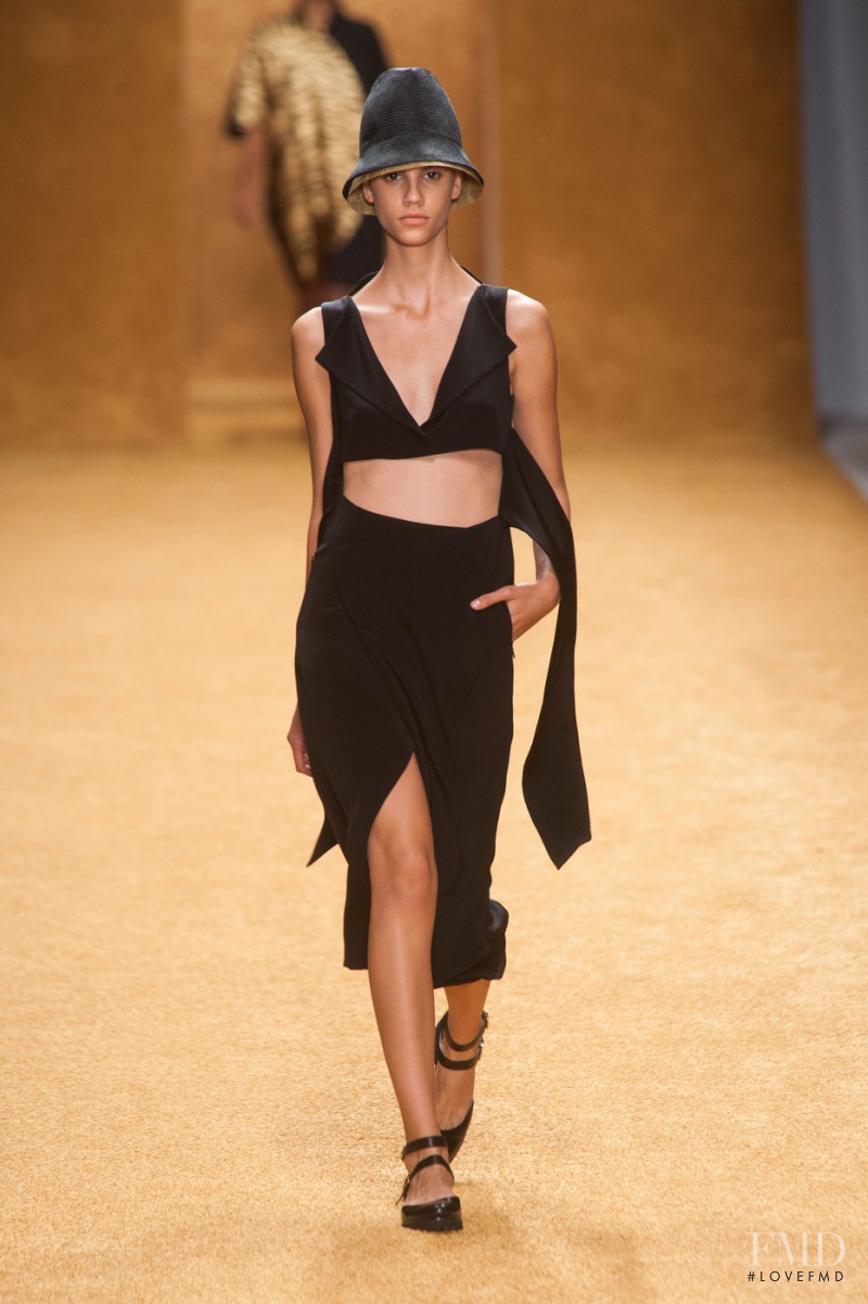 Antonina Petkovic featured in  the Akris fashion show for Spring/Summer 2014