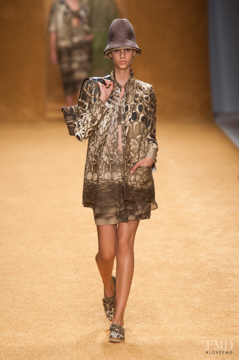 Antonina Petkovic featured in  the Akris fashion show for Spring/Summer 2014
