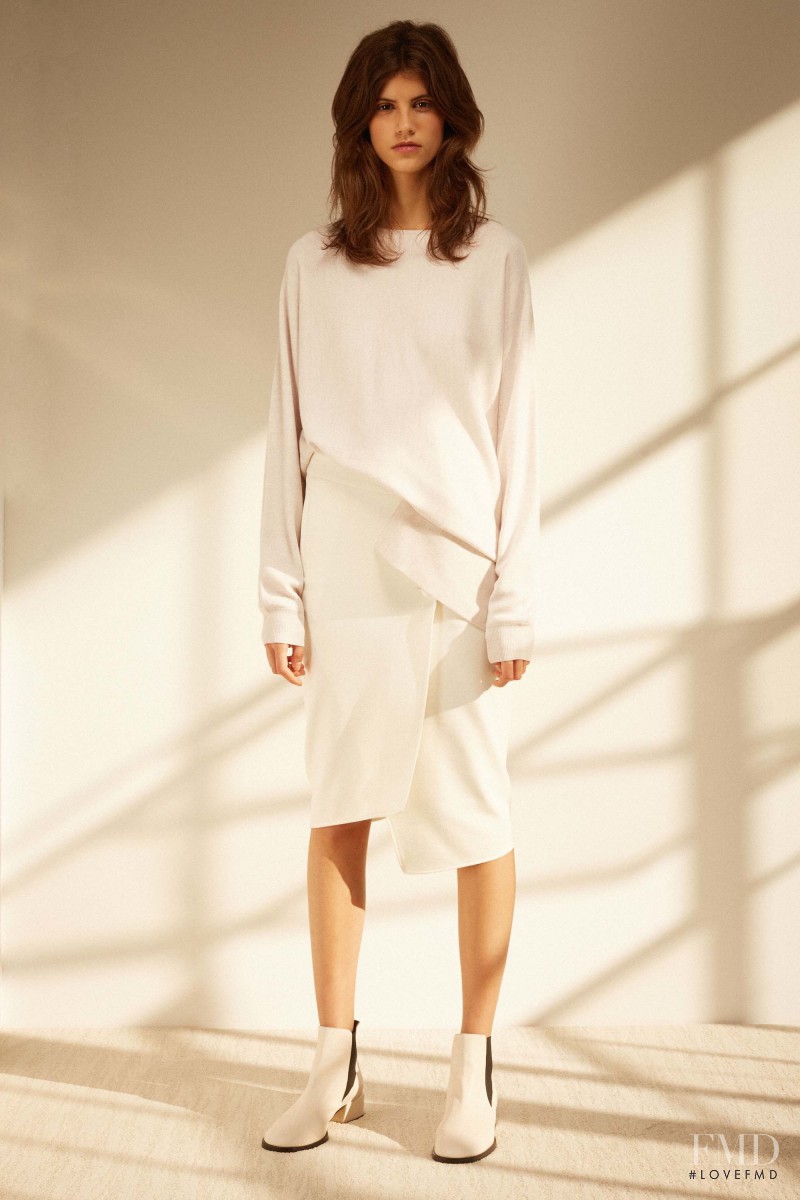 Antonina Petkovic featured in  the Tibi fashion show for Pre-Fall 2016