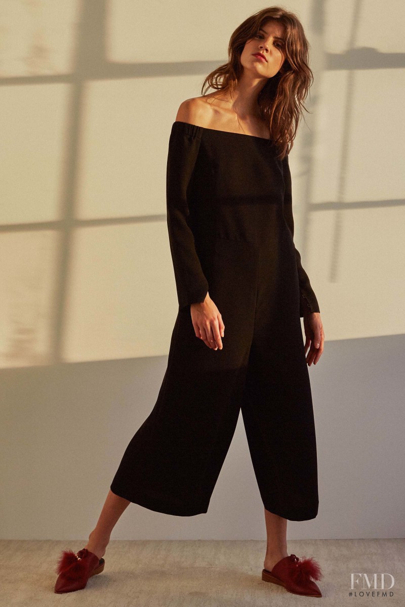 Antonina Petkovic featured in  the Tibi fashion show for Pre-Fall 2016