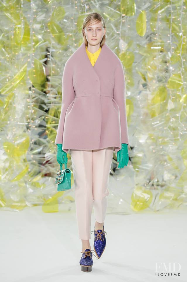 Delpozo fashion show for Autumn/Winter 2016