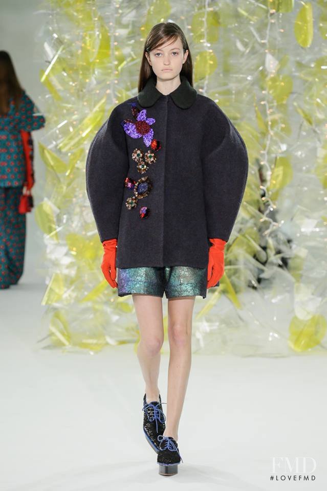 Megan Puleri featured in  the Delpozo fashion show for Autumn/Winter 2016