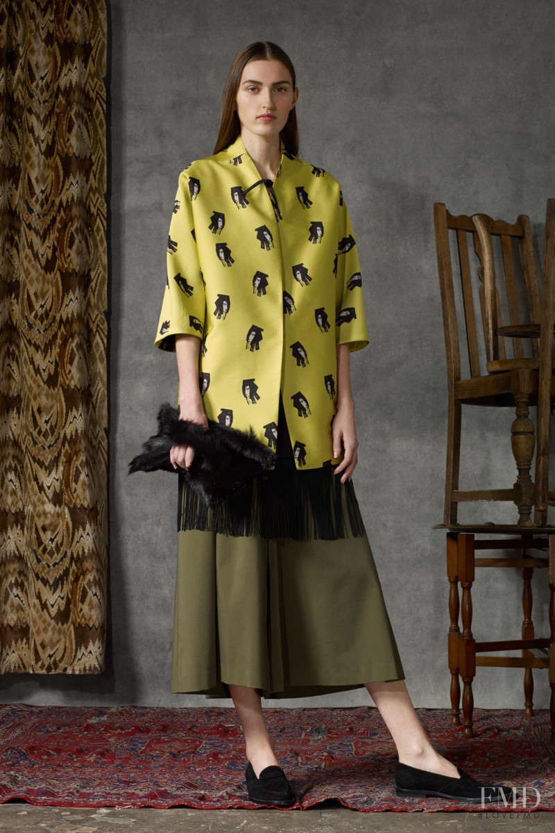 Zoe Huxford featured in  the Osman by Osman Yousefzada fashion show for Pre-Fall 2015