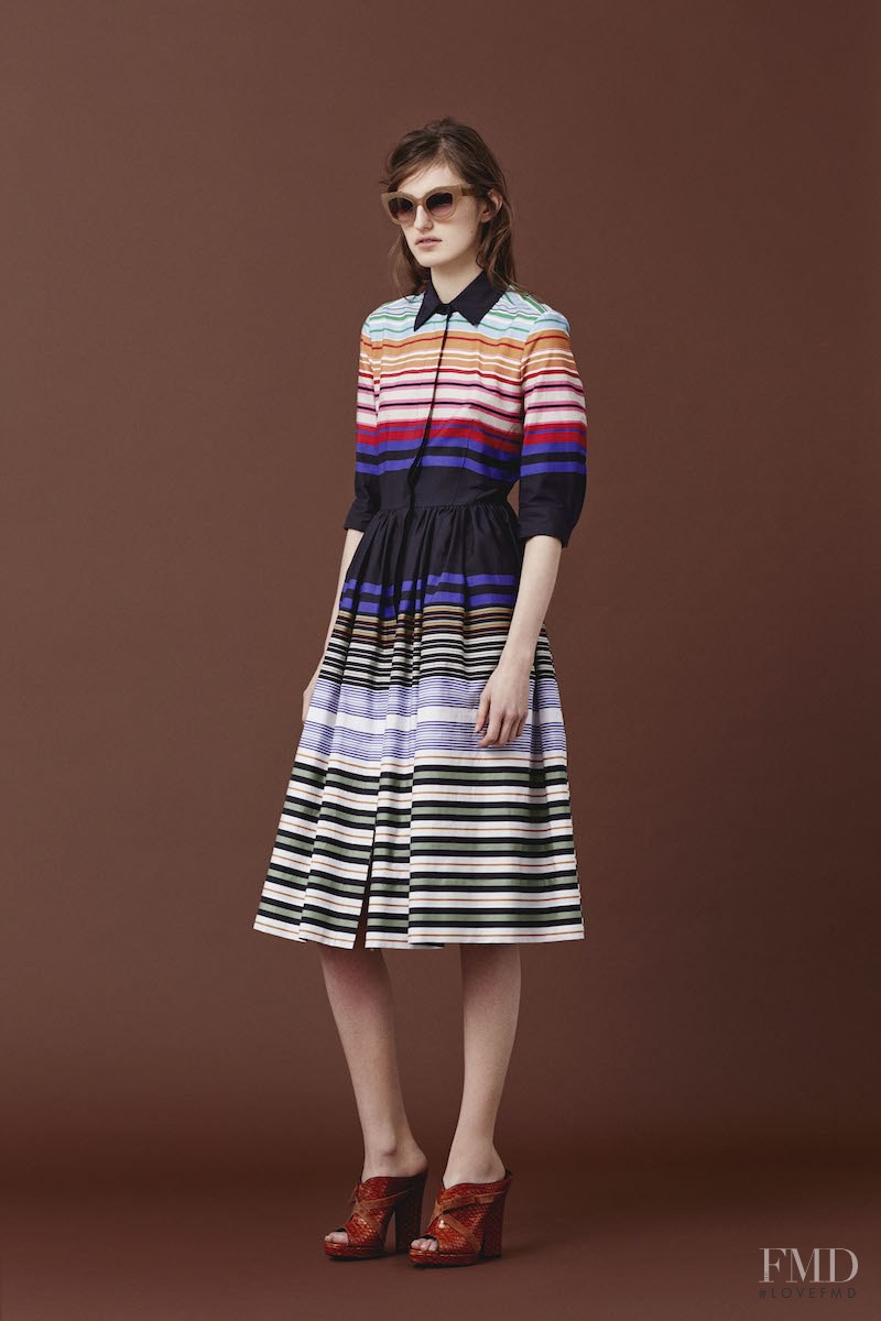 Zoe Huxford featured in  the Jonathan Saunders fashion show for Pre-Fall 2015