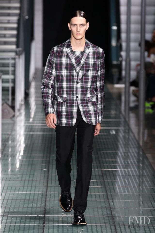 Raf Simons fashion show for Spring/Summer 2012
