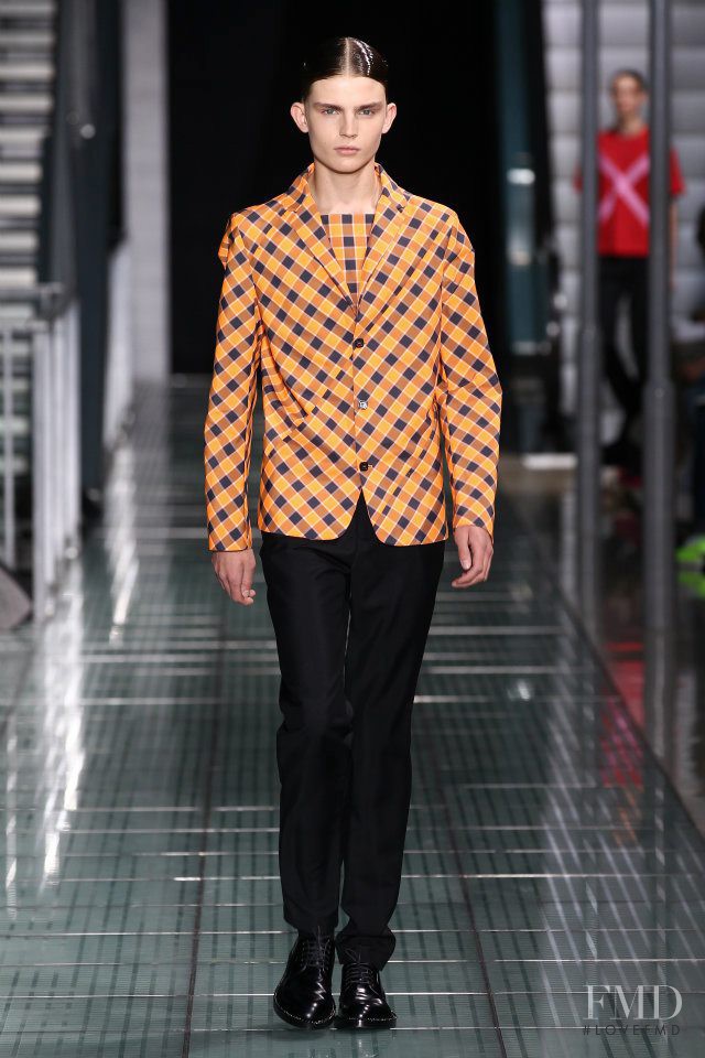 Raf Simons fashion show for Spring/Summer 2012