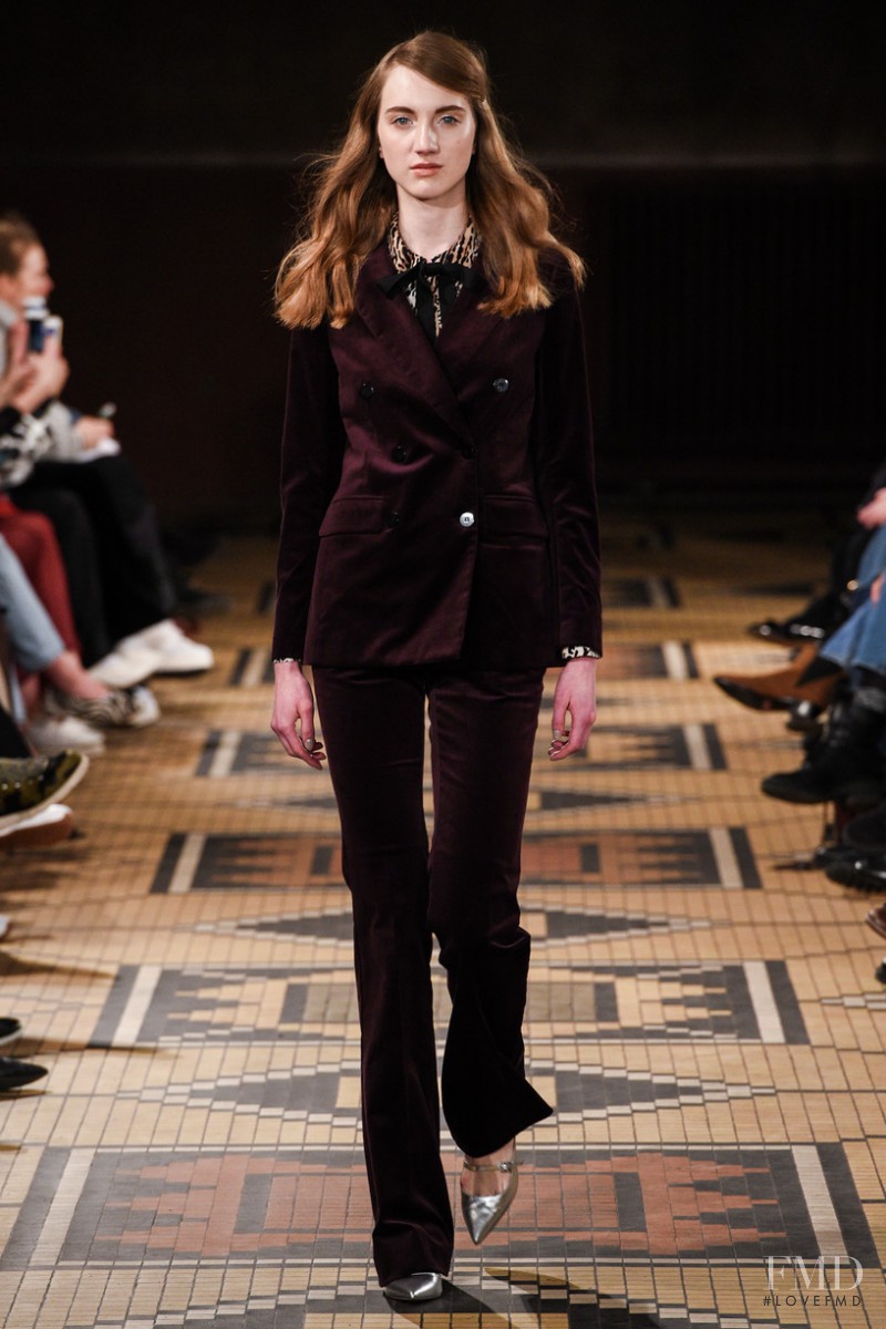 Veronika Munk featured in  the Baum und Pferdgarten fashion show for Autumn/Winter 2016