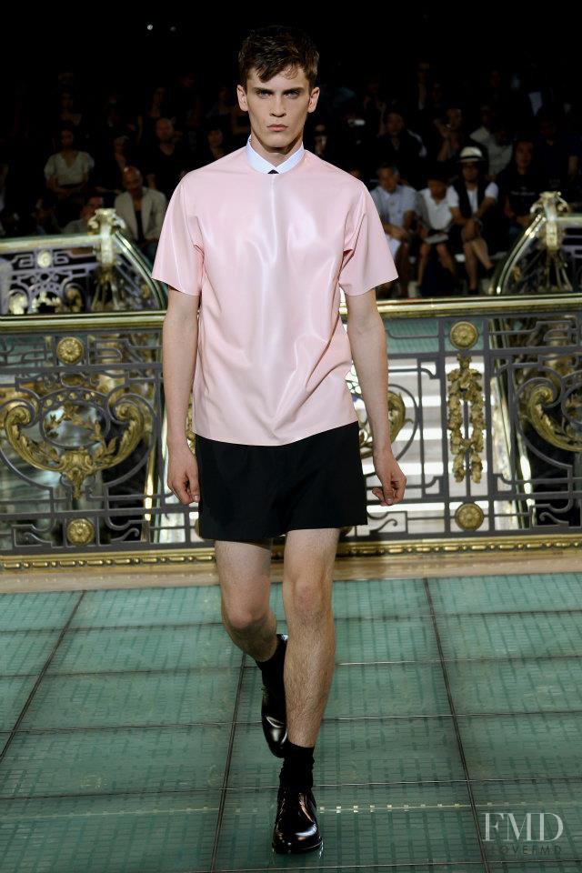 Raf Simons fashion show for Spring/Summer 2011