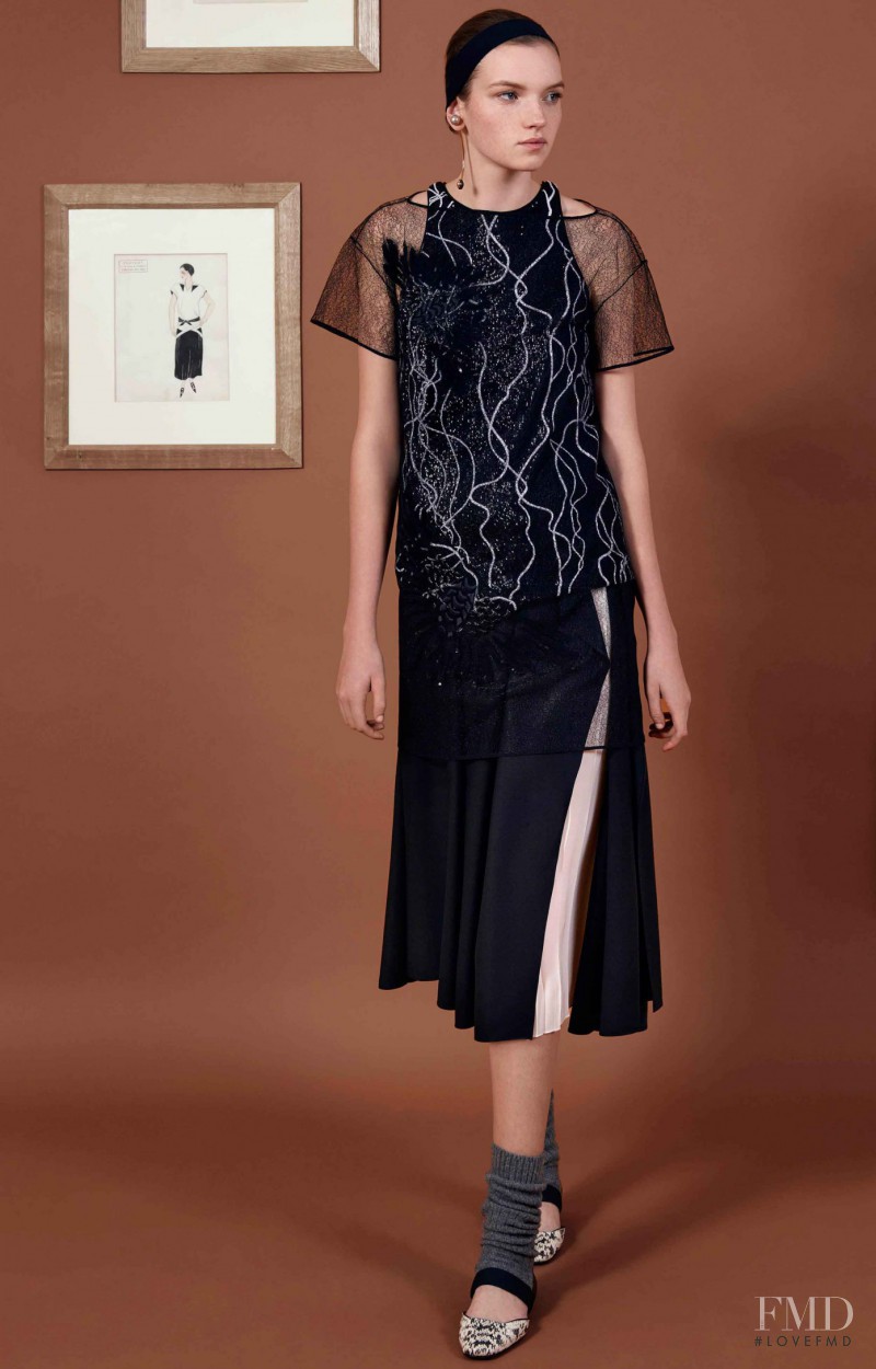 Eva Klimkova featured in  the Vionnet fashion show for Pre-Fall 2016