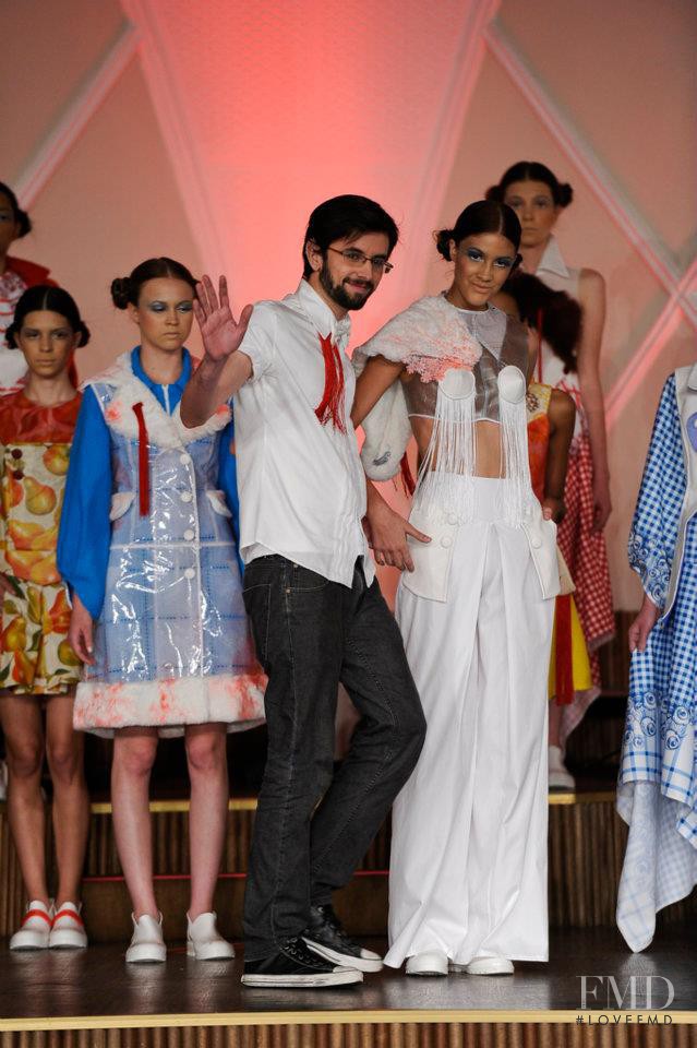 Casa de Criadores fashion show for Spring/Summer 2012