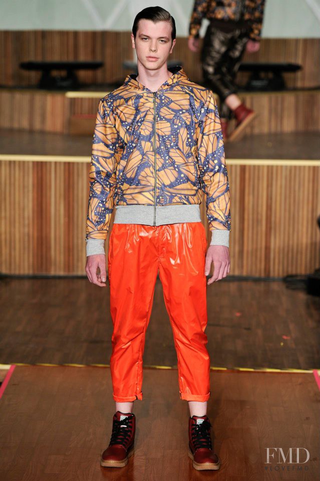 Casa de Criadores fashion show for Spring/Summer 2012