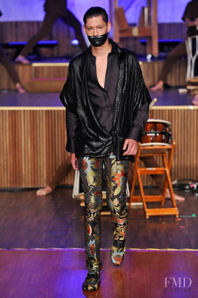 Casa de Criadores fashion show for Spring/Summer 2012