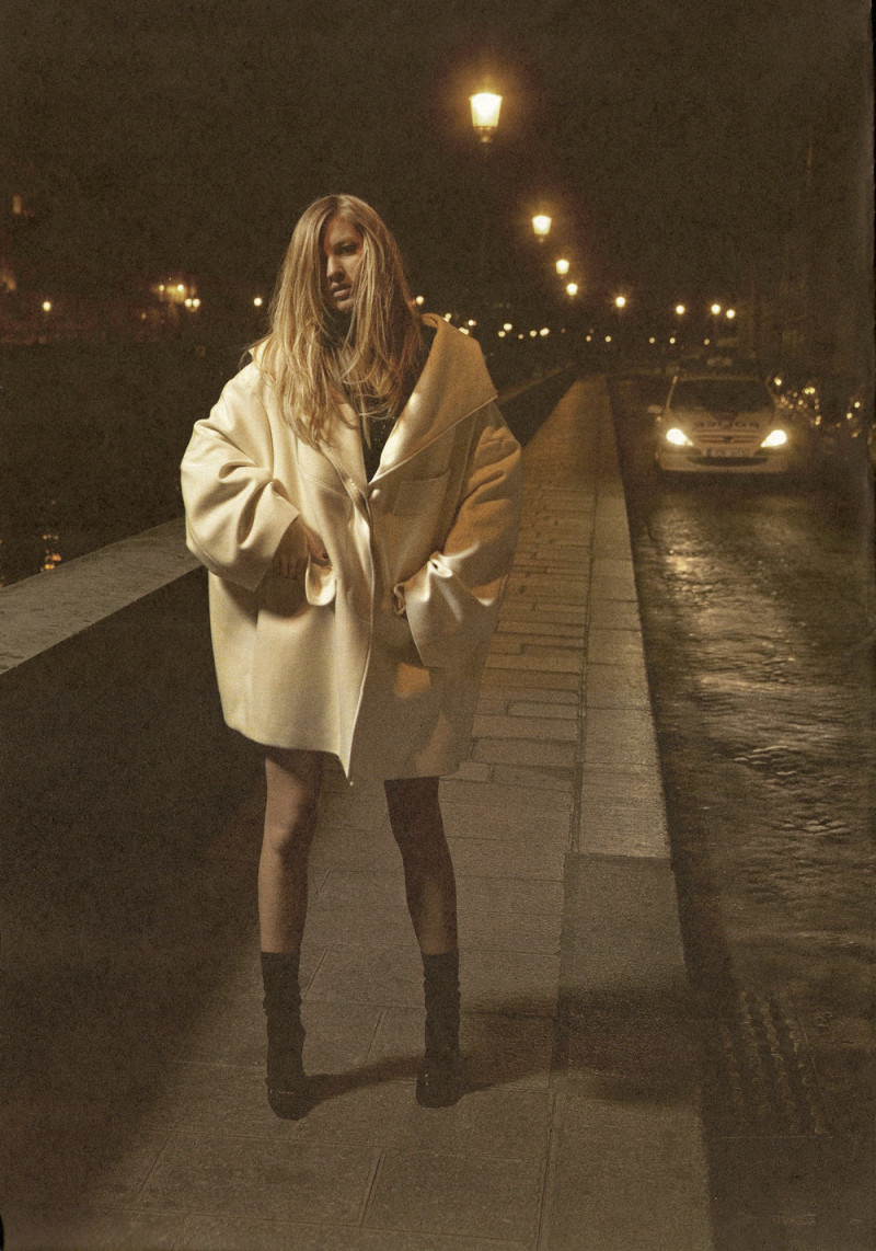 Gisele Bundchen featured in  the Saint Laurent advertisement for Autumn/Winter 2007