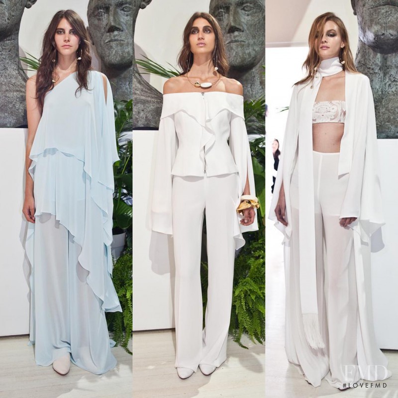 Roberta Pecoraro featured in  the Carla Zampatti fashion show for Spring/Summer 2016