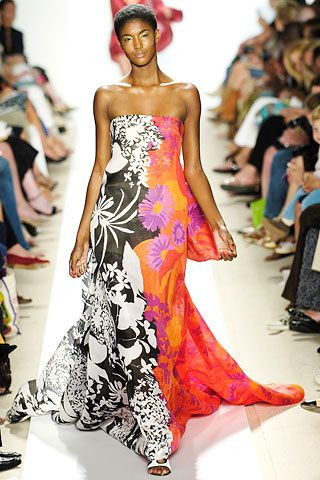 Tuleh fashion show for Spring/Summer 2006