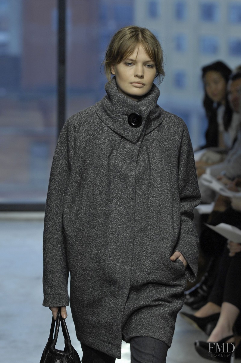 Yulia Vasiltsova featured in  the Yigal Azrouel fashion show for Autumn/Winter 2008