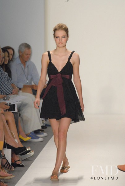 Yulia Vasiltsova featured in  the Jenni Kayne fashion show for Spring/Summer 2007