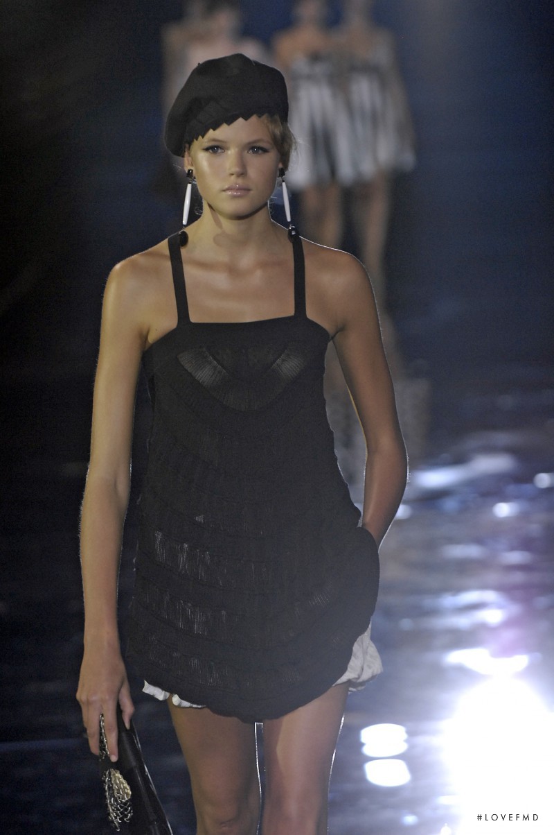 Yulia Vasiltsova featured in  the Emporio Armani fashion show for Spring/Summer 2007