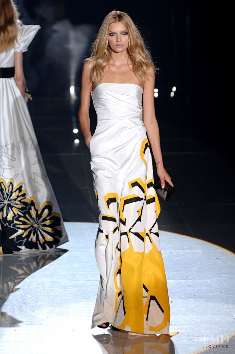 Lily Donaldson featured in  the Gucci fashion show for Spring/Summer 2008