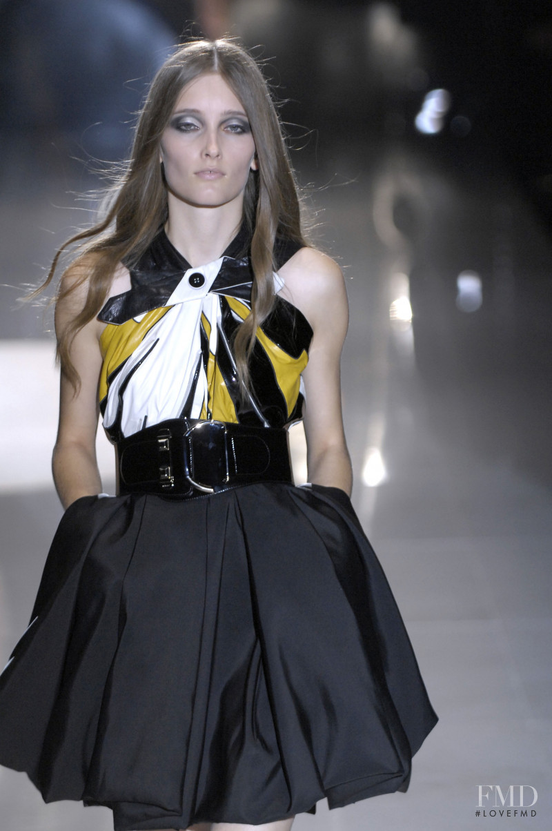 Iekeliene Stange featured in  the Gucci fashion show for Spring/Summer 2008