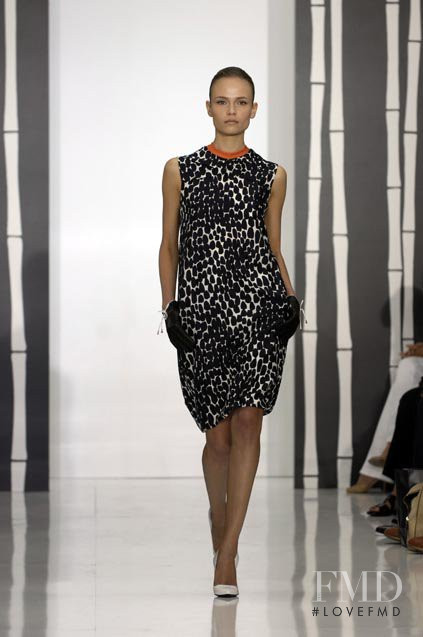 Natasha Poly featured in  the Gucci fashion show for Cruise 2008