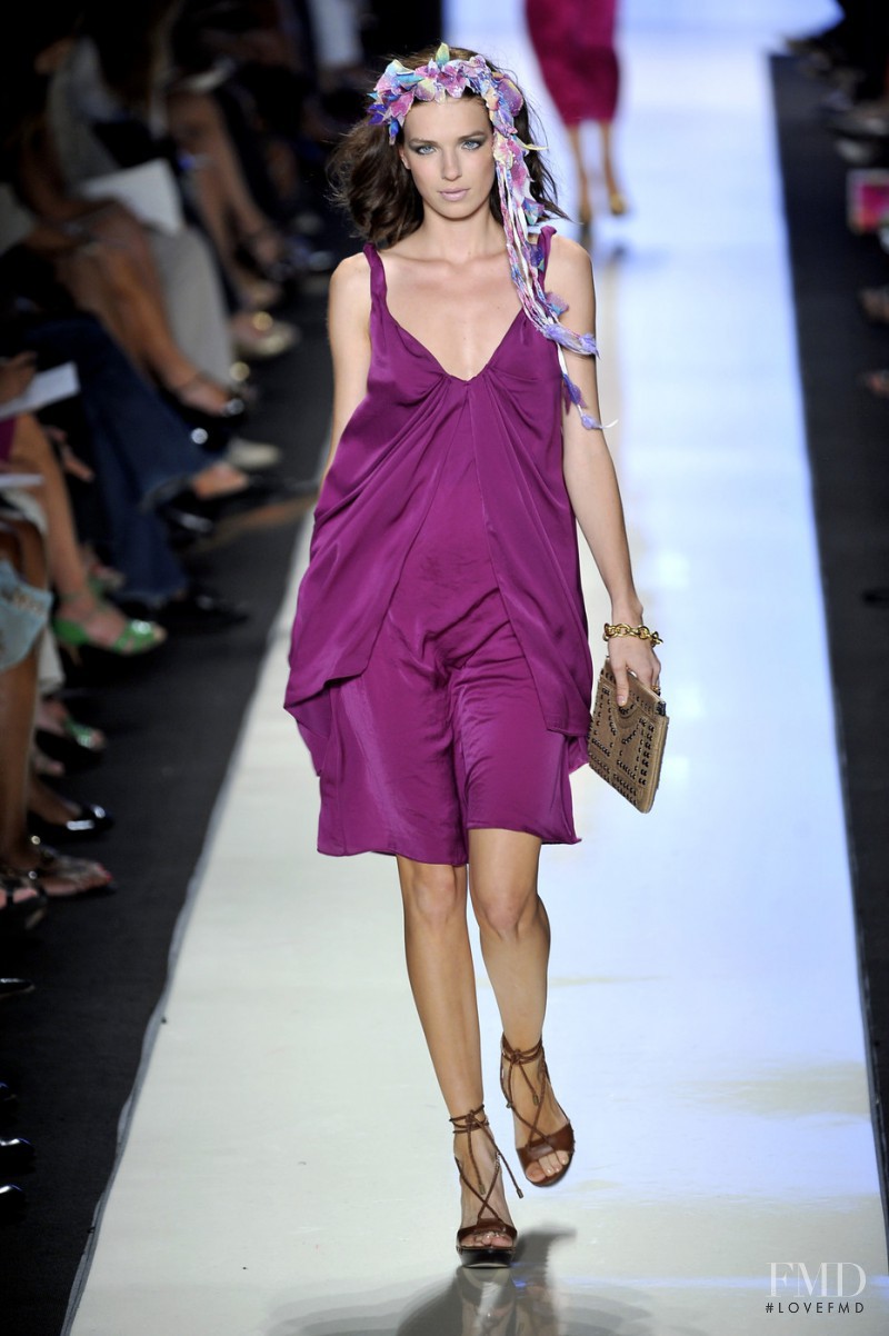 Diane Von Furstenberg fashion show for Spring/Summer 2009