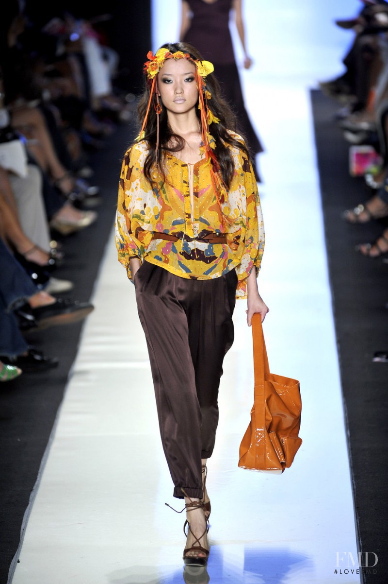 Diane Von Furstenberg fashion show for Spring/Summer 2009