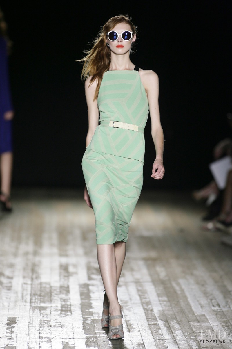 Olga Sherer featured in  the Proenza Schouler fashion show for Spring/Summer 2009