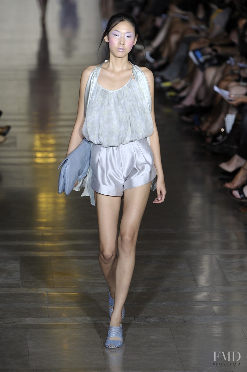 Jill Stuart fashion show for Spring/Summer 2009