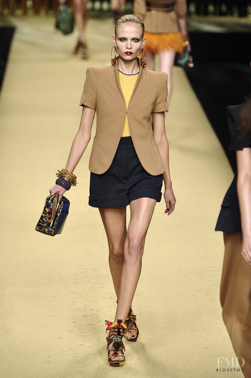 Natasha Poly featured in  the Louis Vuitton fashion show for Spring/Summer 2009