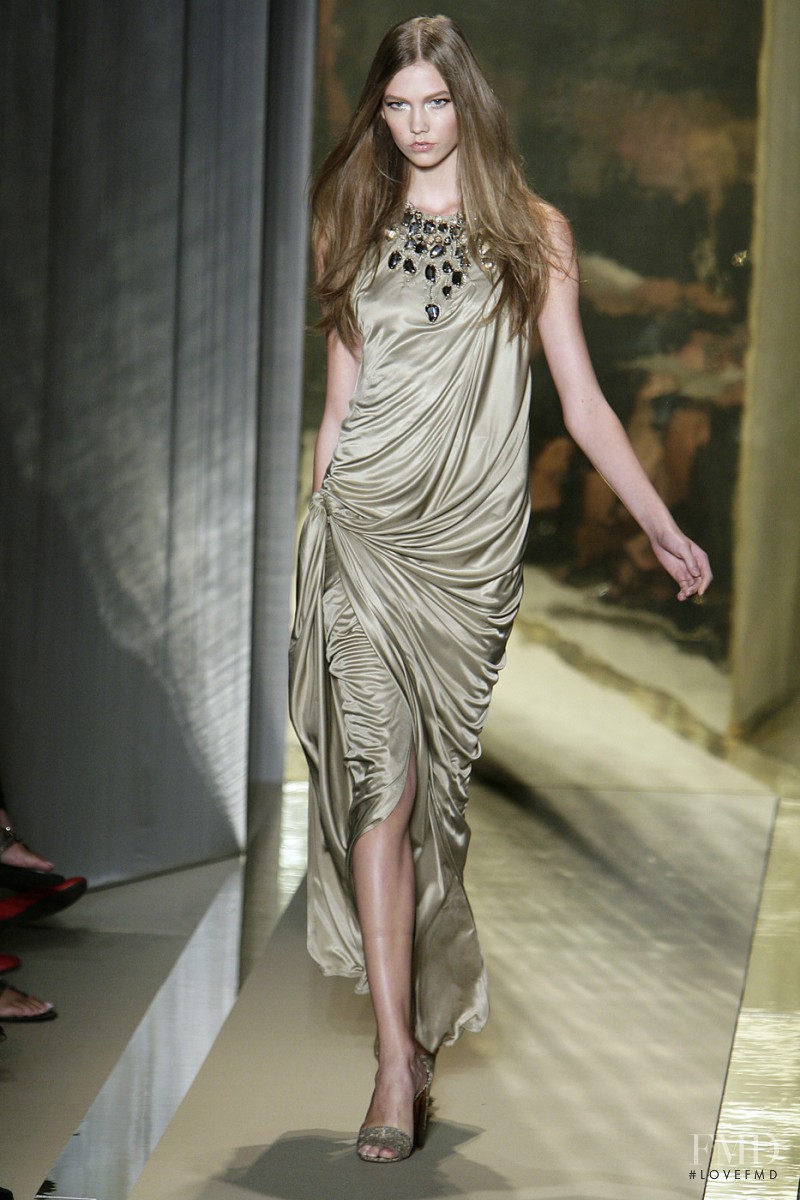 Karlie Kloss featured in  the Donna Karan New York fashion show for Spring/Summer 2009