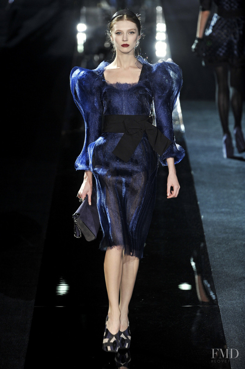 Olga Sherer featured in  the Dolce & Gabbana fashion show for Autumn/Winter 2009