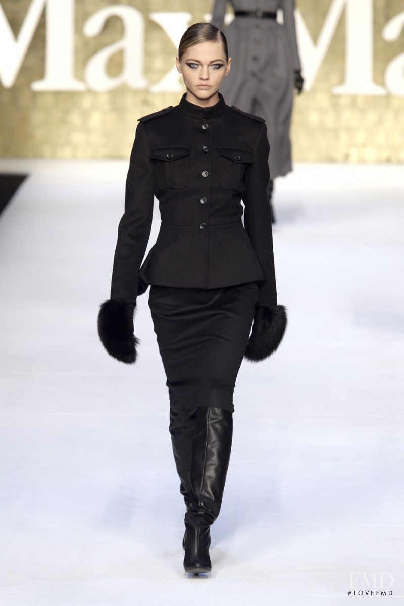 Sasha Pivovarova featured in  the Max Mara fashion show for Autumn/Winter 2010