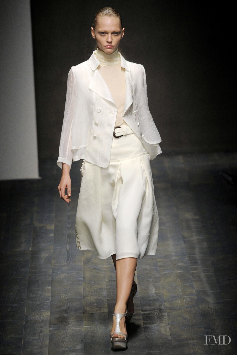 Sasha Pivovarova featured in  the Salvatore Ferragamo fashion show for Spring/Summer 2010