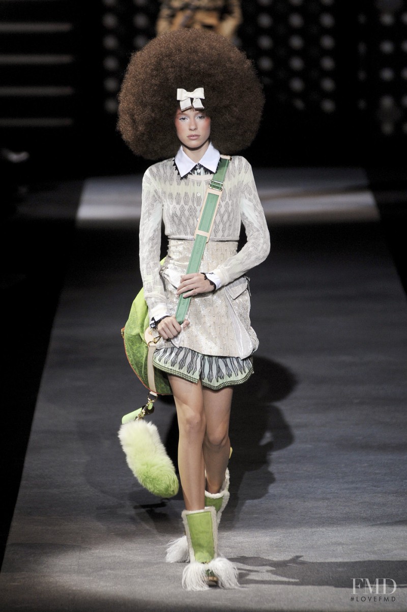 Louis Vuitton fashion show for Spring/Summer 2010