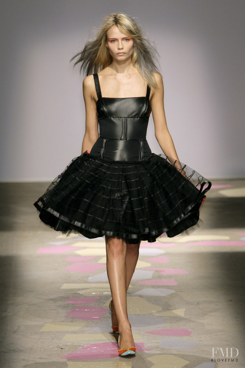 Natasha Poly featured in  the Giles fashion show for Spring/Summer 2010